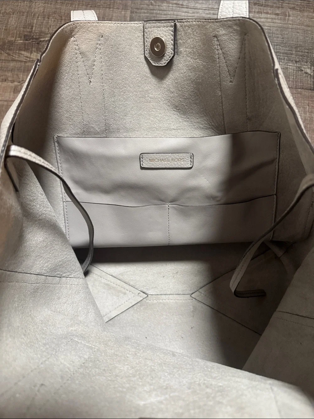 Michael Kors Junie Large Leather Tote